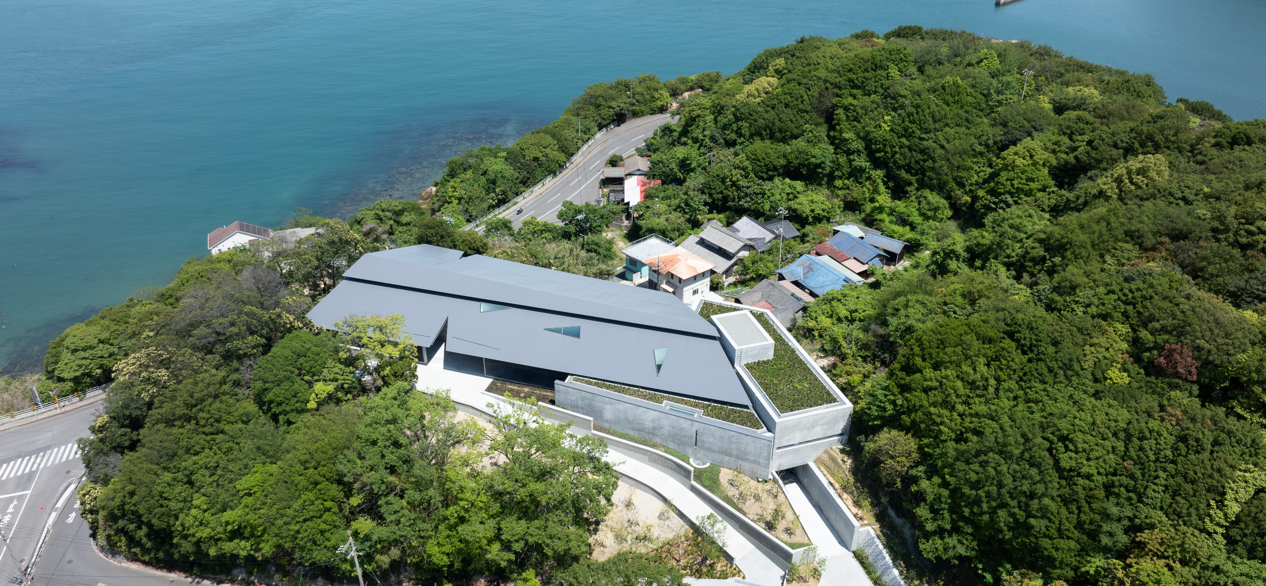 直島新美術館官方主視覺