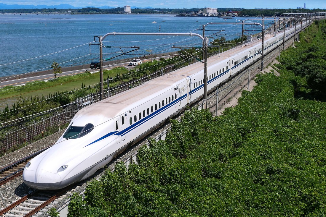 N700S新幹線列車