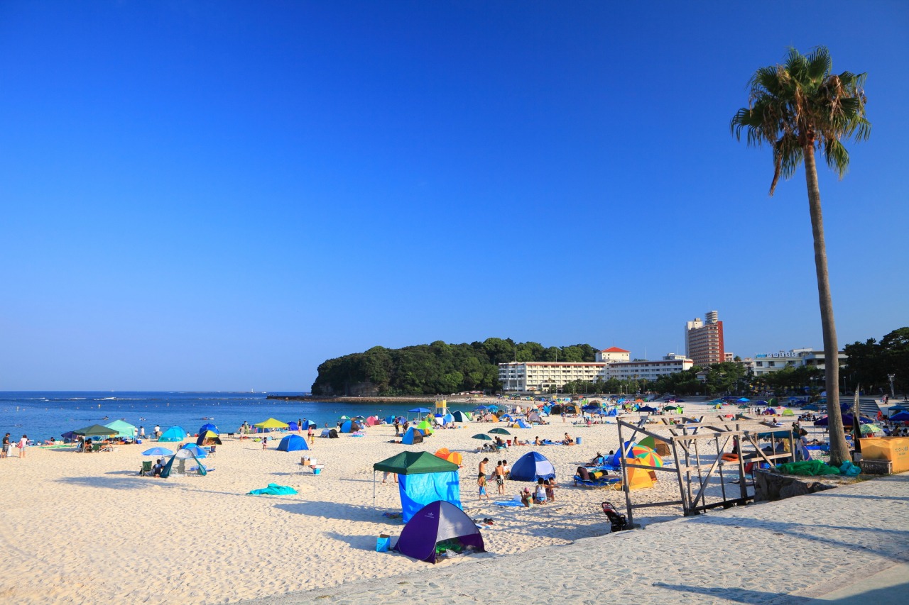 白良濱海岸與海水景觀